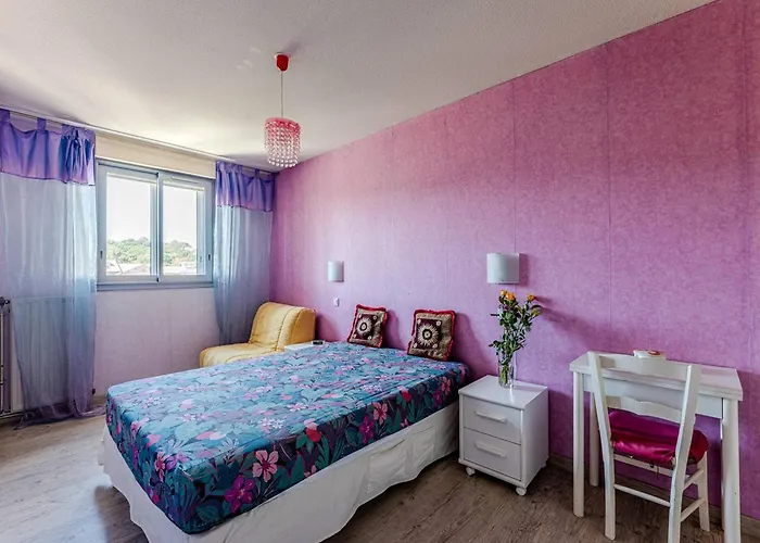 Apartmán T2 A Avec Balcon, Parking Securise, Proche Gare Sncf Et Commerces - Fr-1-433-32