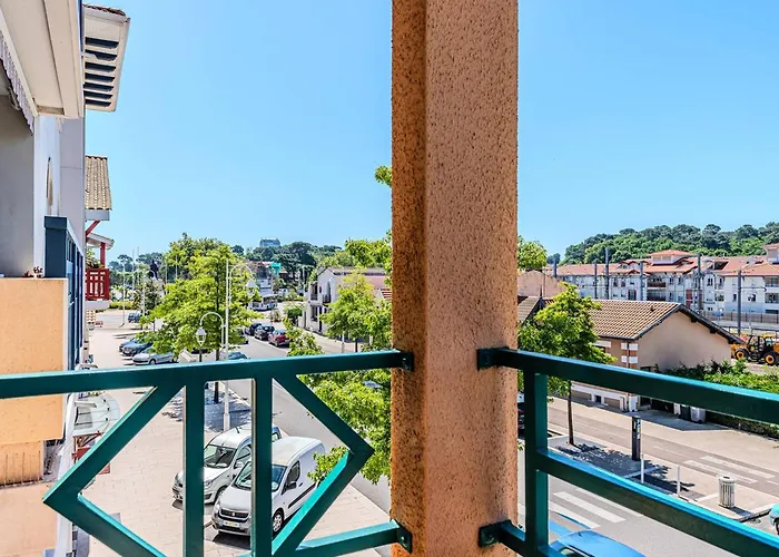 T2 A Avec Balcon, Parking Securise, Proche Gare Sncf Et Commerces - Fr-1-433-32 Arcachon